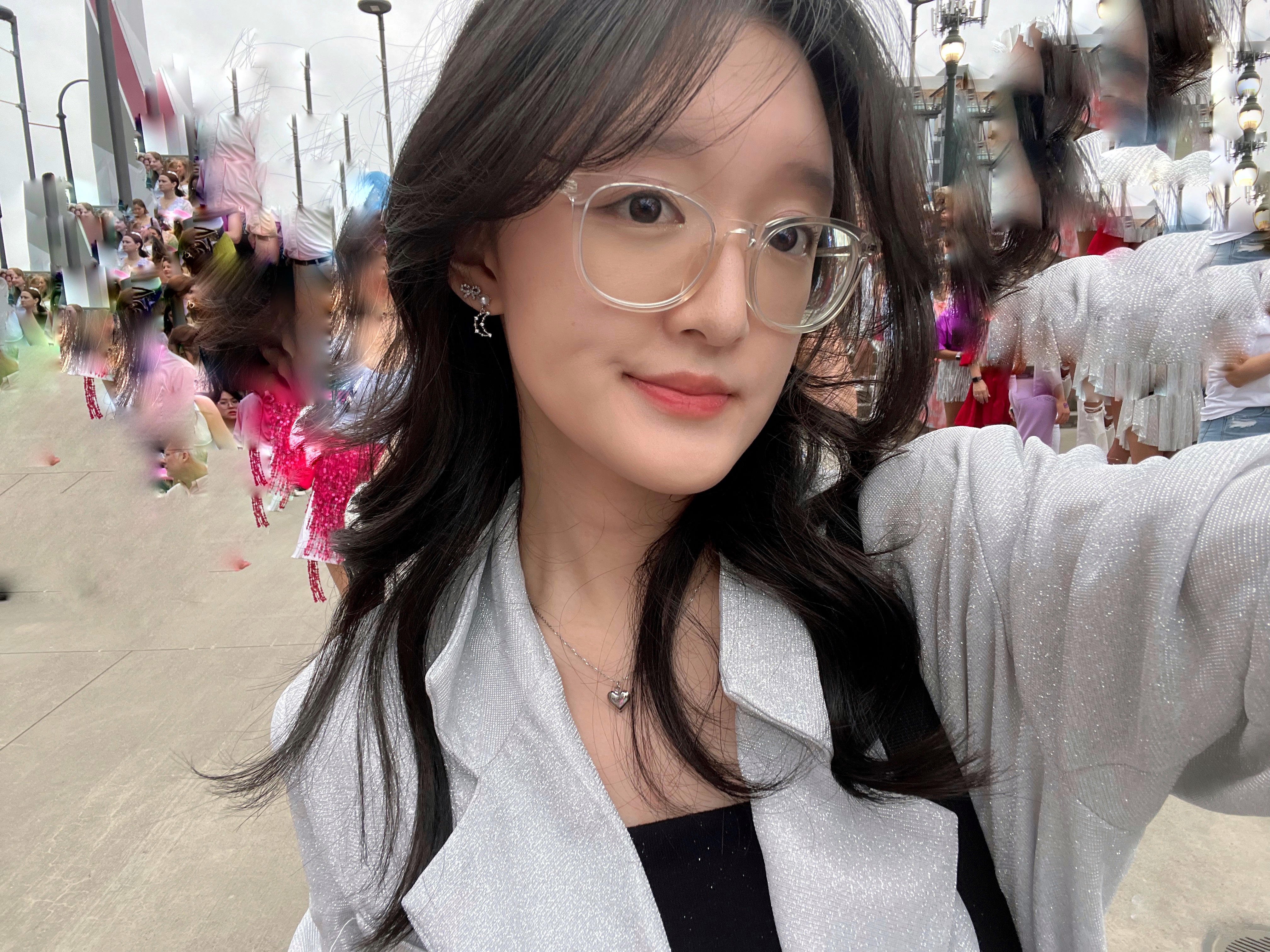 Profile of Rhoney Lee